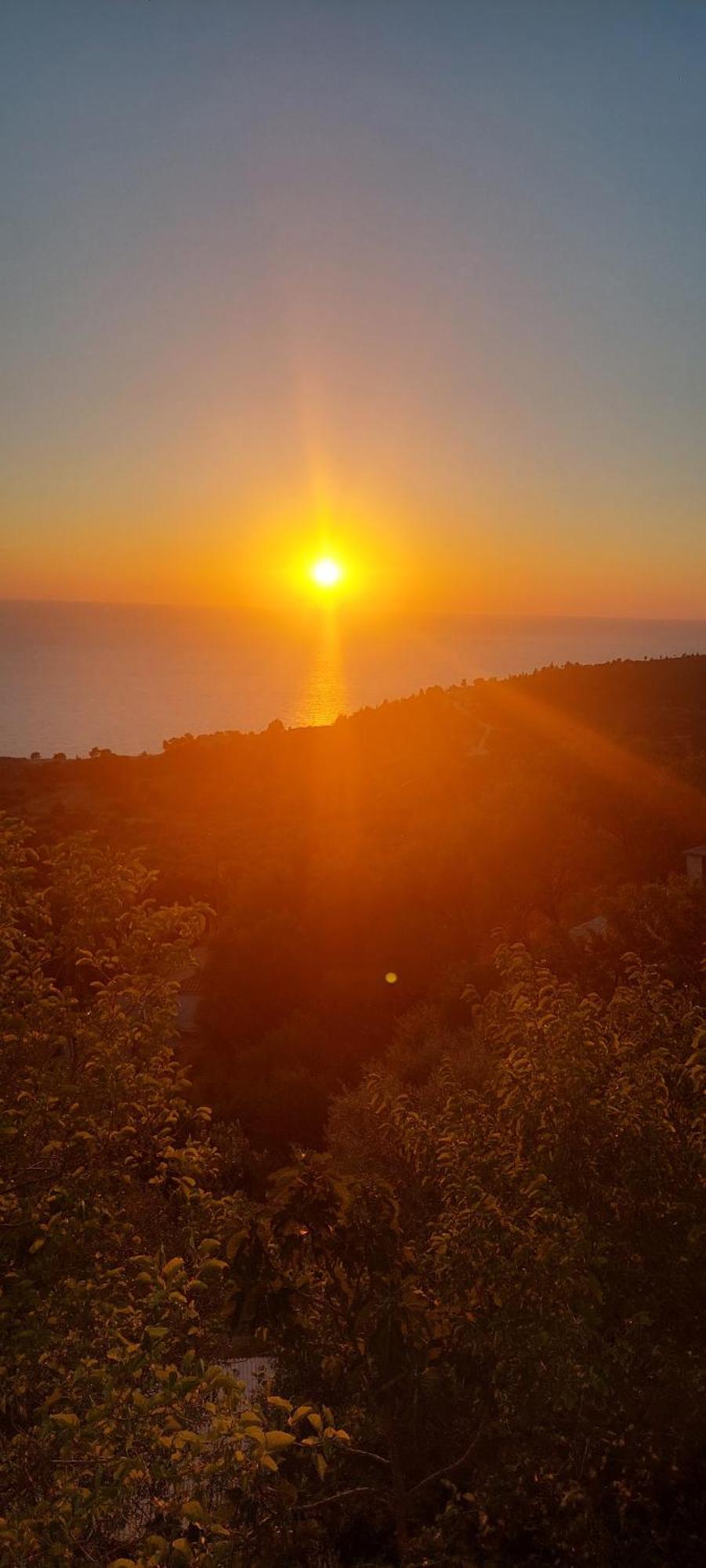 Sunset Bella Vista Daire Athánion Dış mekan fotoğraf